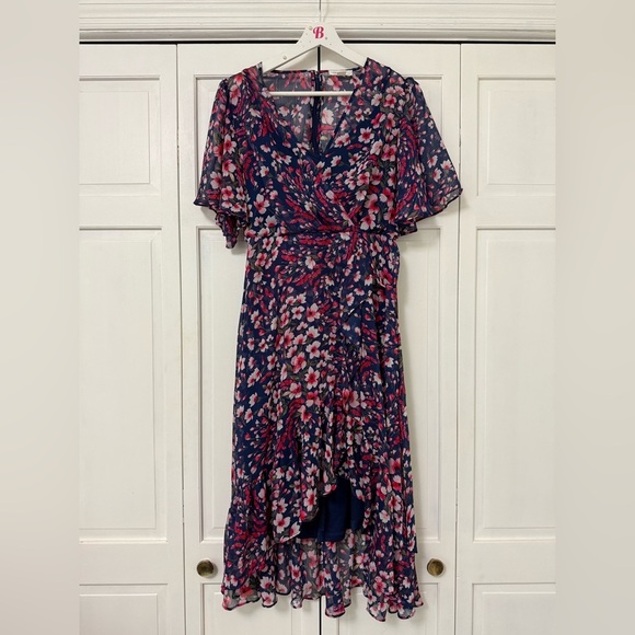 Calvin Klein Flutter Sleeve Floral Print Asymmetrical Hem MIDI Dress 4 Fairycore - Picture 2 of 15